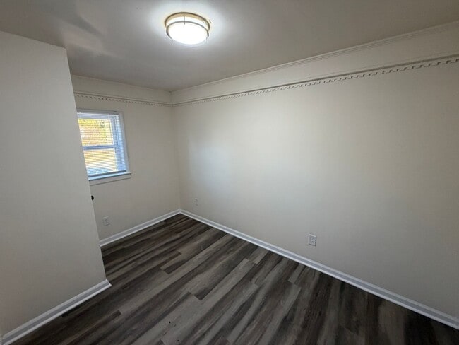 Photo - Adorable 2 Bedroom Home with Bonus Room!