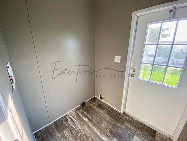 Photo - Bright & Spacious 3-Bed, 2-Bath Mobile Hom...