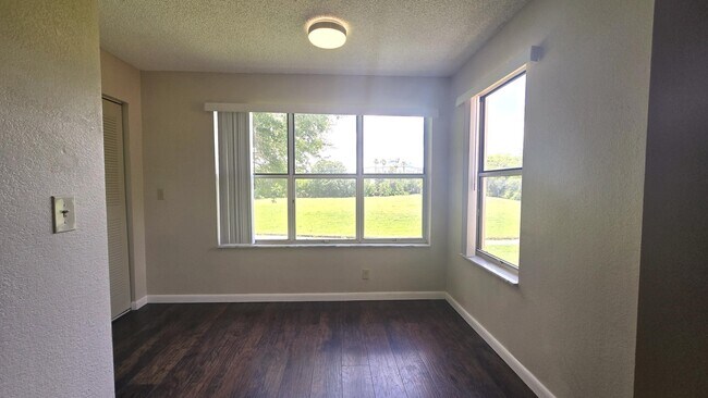 Photo - 3400 Pinewalk Dr N Unit 928