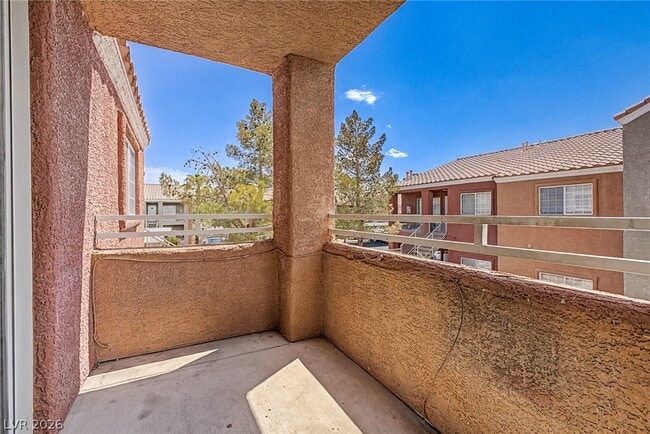 Building Photo - 4730 E Craig Rd Unit 2096