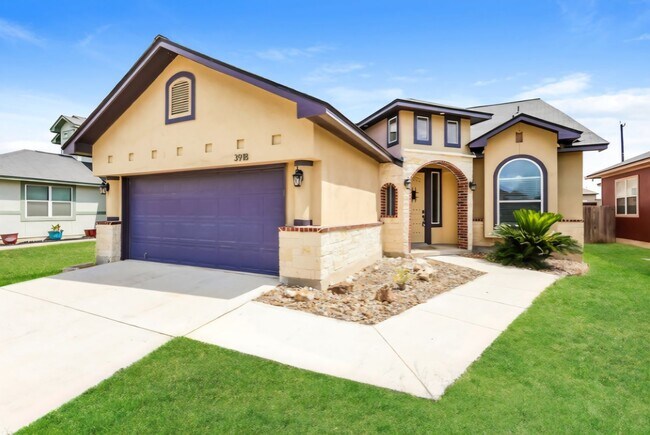 4 bedrooms, 2,049 square foot only 7.5 mil... - 4 bedrooms, 2,049 square foot only 7.5 mil...