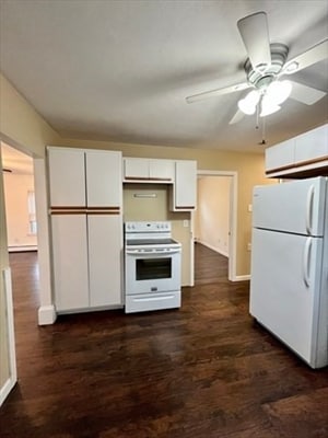 Photo - 470 Main St Unit Well Maintained & Clean 2 Bed w/ Bonus Room