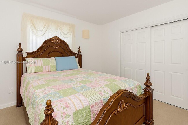 Photo - 1433 NW 4th Ave Unit 1