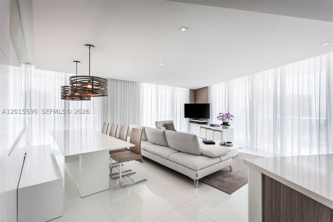 Photo - 6700 Indian Creek Dr Unit 1402