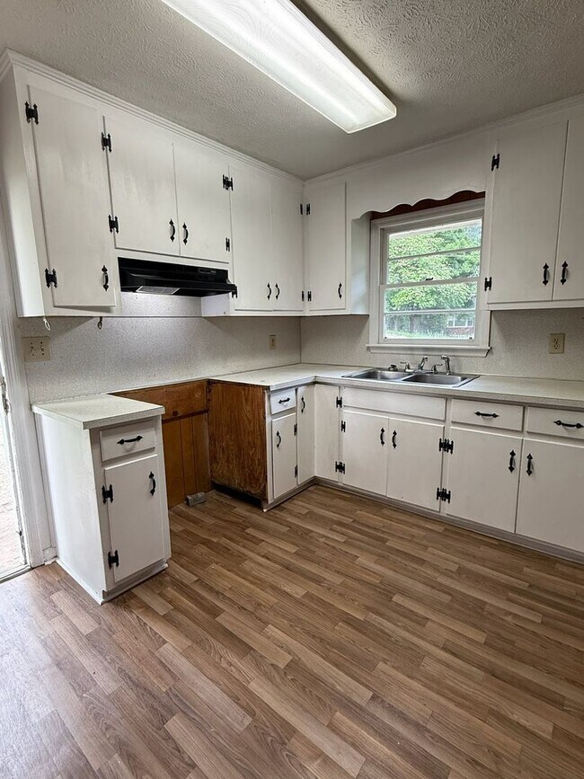 Photo - 8195-8195 Spillers Dr SW Unit 8195 Spillers