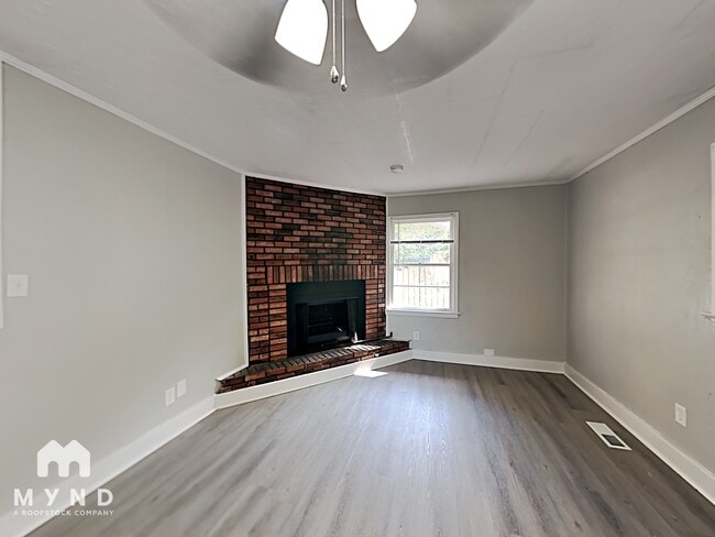 Photo - 919 Green Valley Rd SW