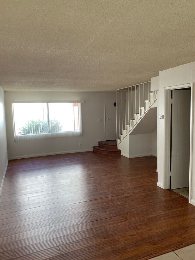 Photo - 412 San Pascual Ave Unidad 5