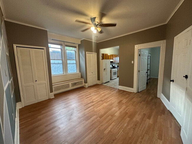 216 46th St Unit 1