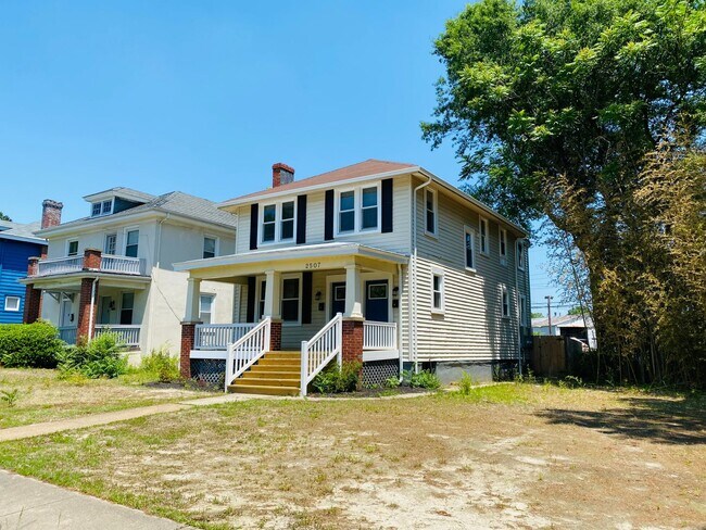 Photo - 2507 Seminary Ave Unit Apt. B