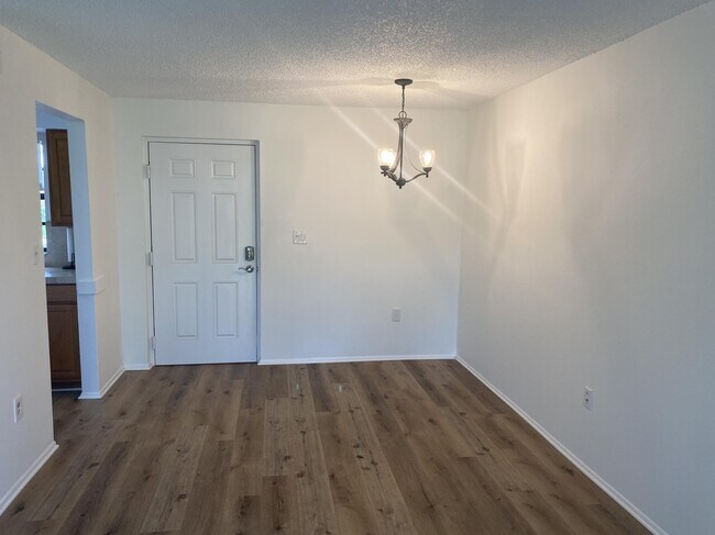 Photo - 2217 Flower Tree Cir