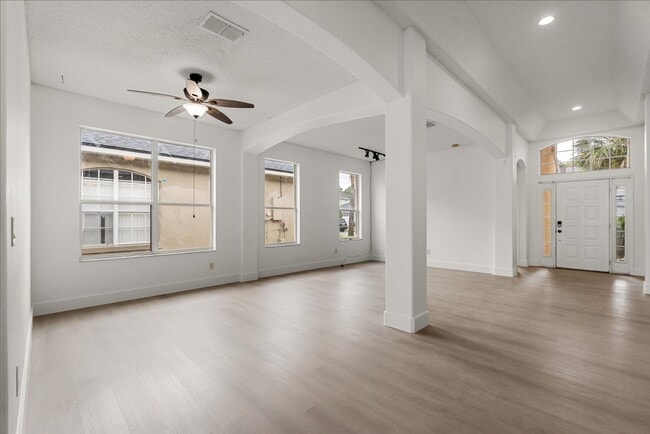 Photo - Stunning 4-Bedroom Lakefront Pool Home in ...