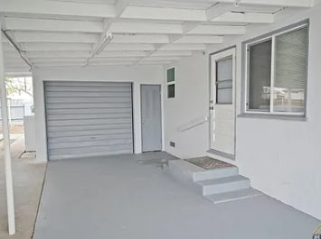 1800 Esther Dr