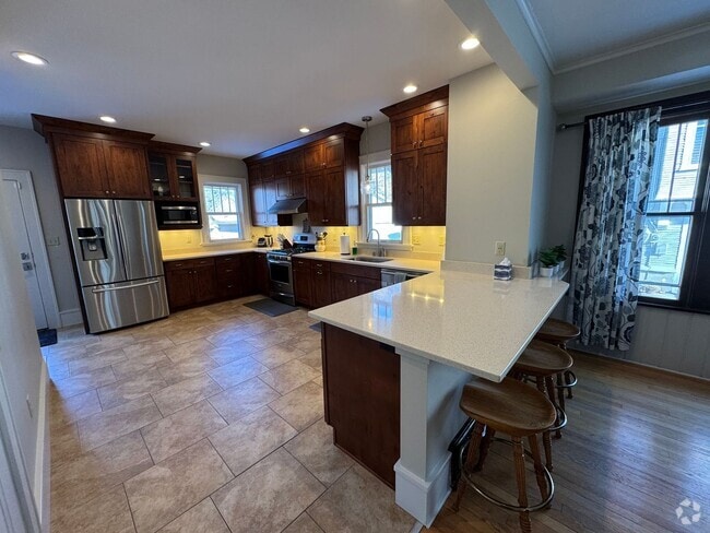 Building Photo - Fully Furnished 4-Bedroom Home Near Clinic...