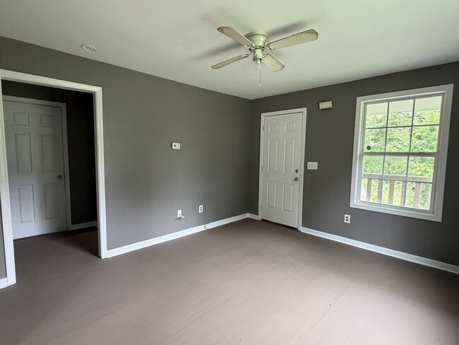 Photo - 708 Ellis St