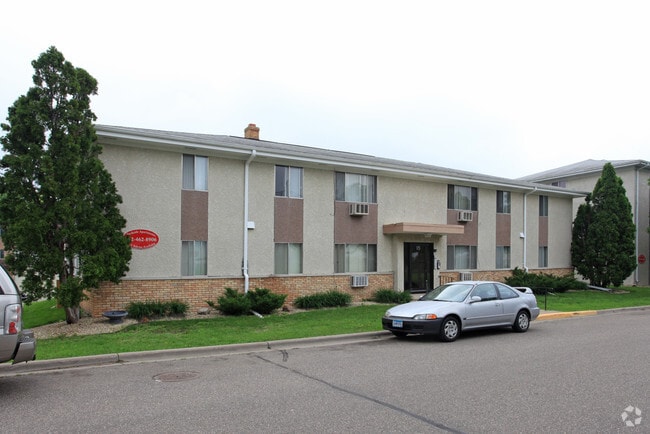 Parkside Apartments - Parkside Apartments