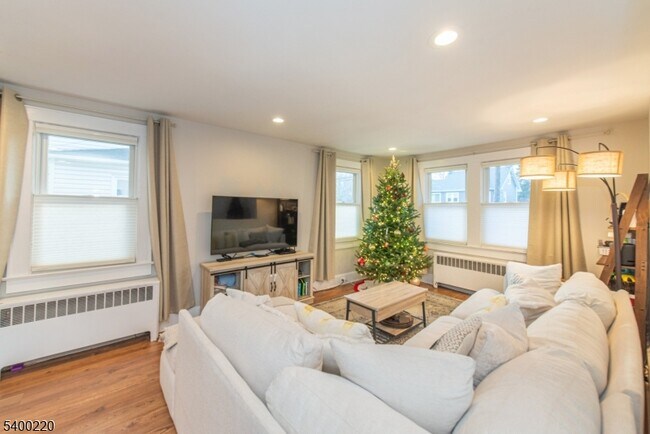 Photo - 38B Park Ave