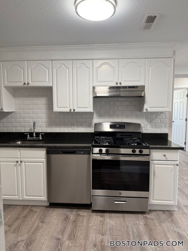 Photo - 19 Kenmar Dr Unidad 35