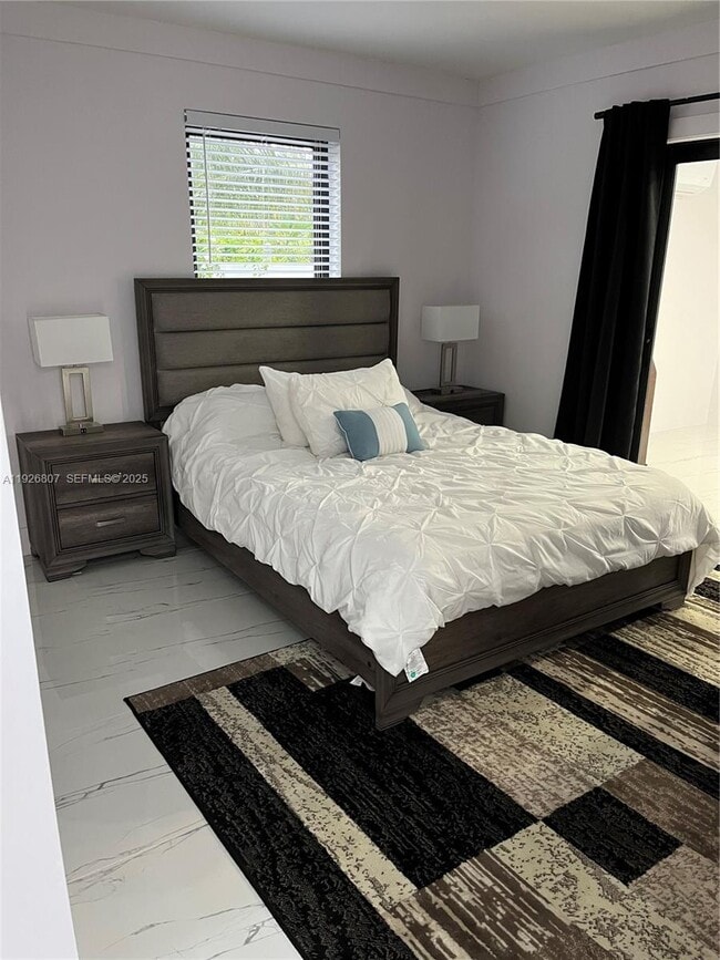 Photo - 39 SE 7th St