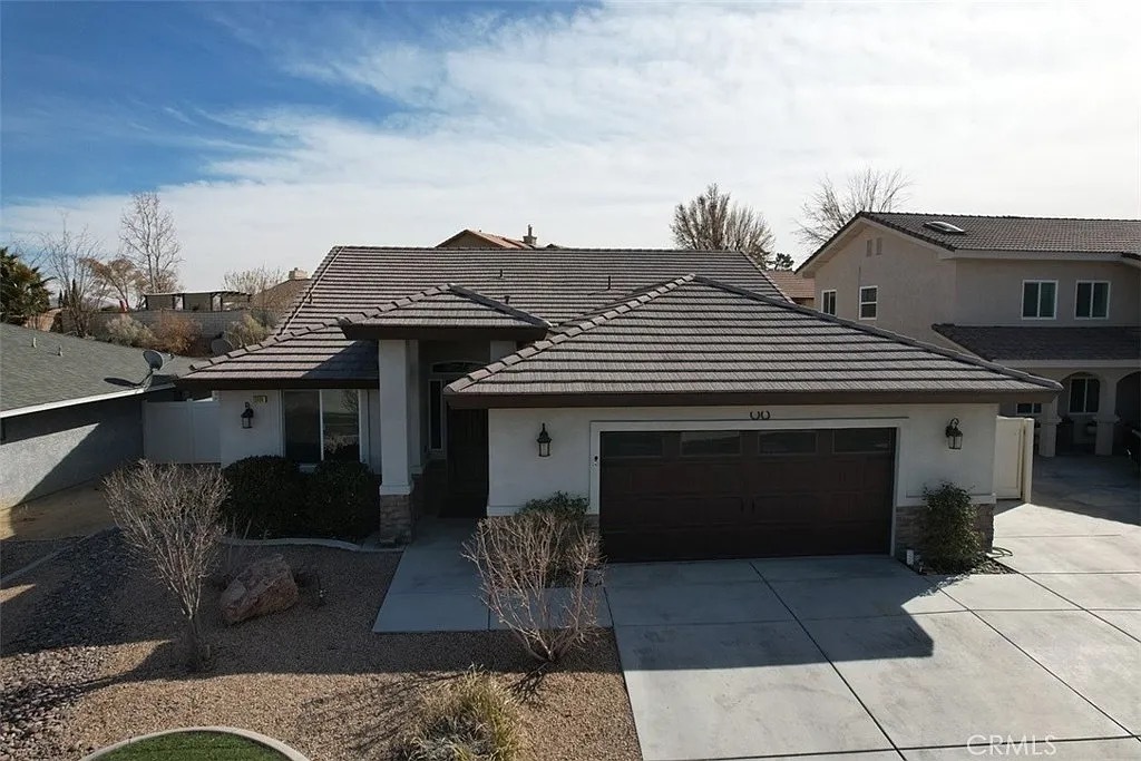 Photo - 13999 Hidden Valley Rd House
