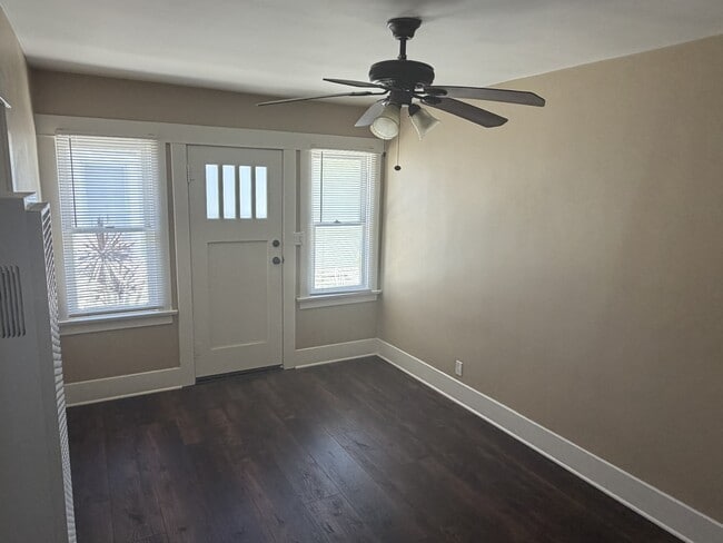 814 Main St Unit 5