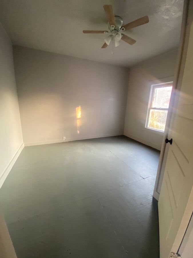 Bedroom 2 - 1234 E Jackson St