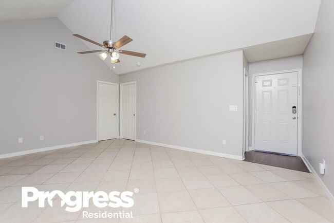 Photo - 1833 Iroquois Dr