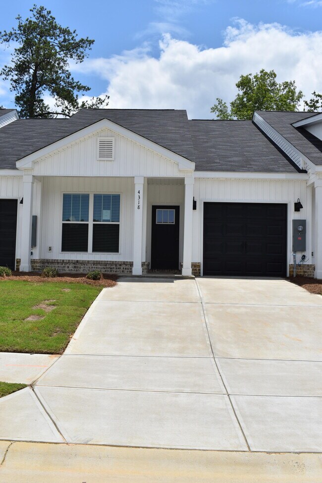 Photo - 4326 Beautiful Pond Pk Townhome