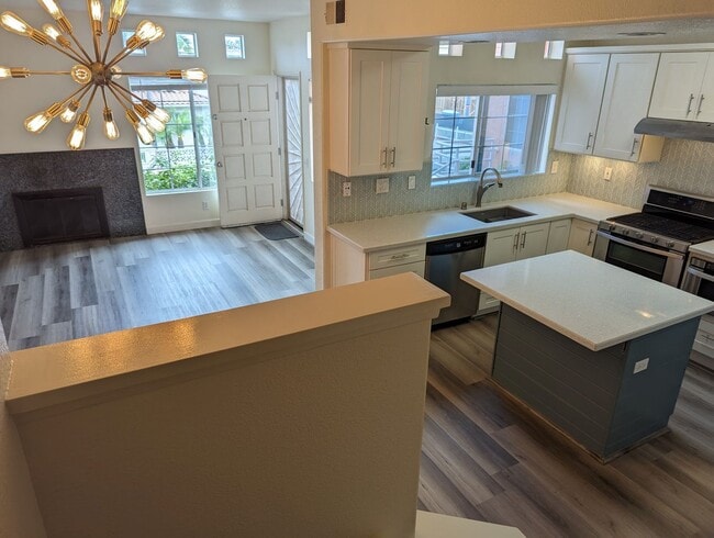 221 Donax Ave