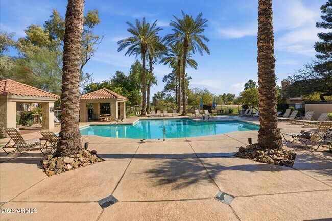 4925 E Desert Cove Ave Unit 235