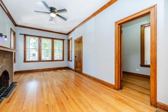 Photo - 2222 W Erie St Unidad 1
