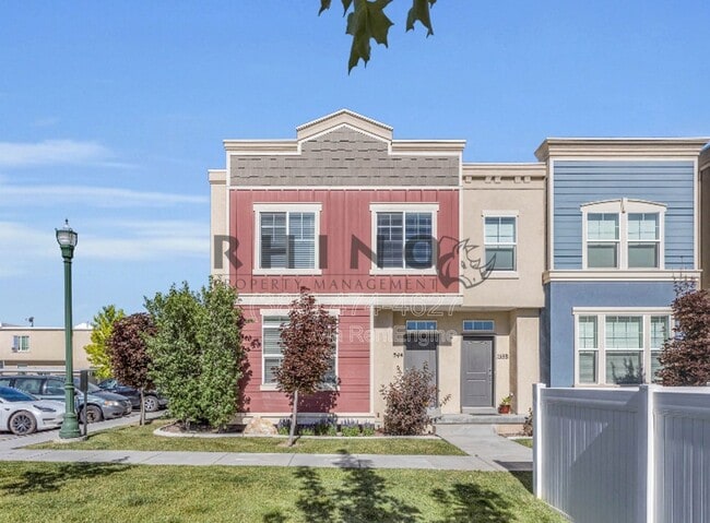 Building Photo - 1544 S 840 W