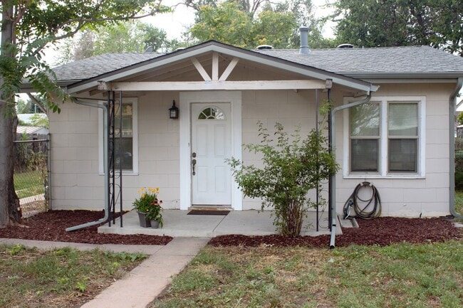 Front of house - 645 Lowell Blvd Rental
