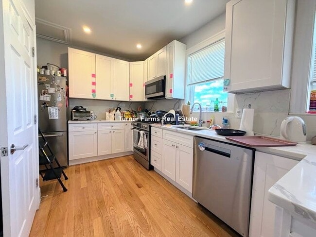 Photo - 75 Winchester St Unit 3