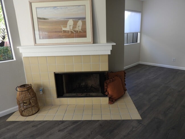 Photo - 1109 Tivoli Ln Unit 127