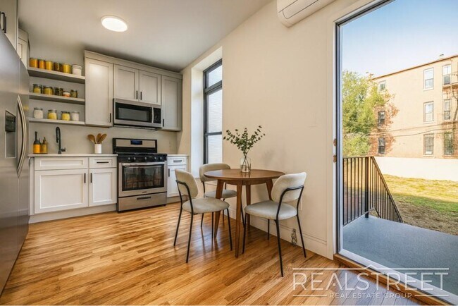 Photo - Charming 2 Bed 1.5 Bath Upper Duplex in Bushwick with Garden