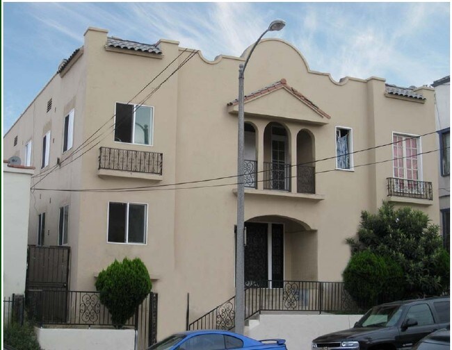 Photo - 401 Witmer St