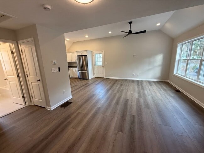 Photo - 265 Dunstable Rd