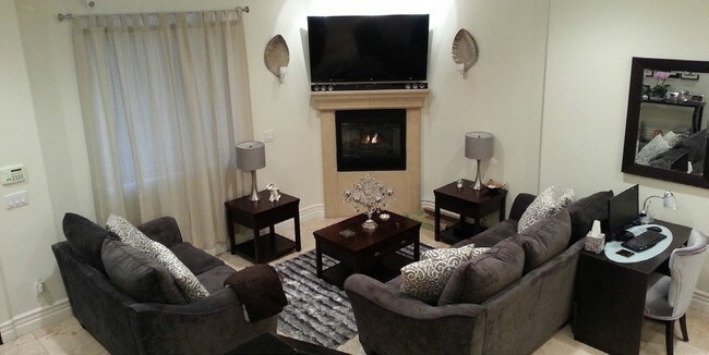 Foto del diseño de interior - Tarzana Villas