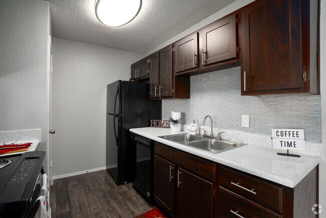 1BR, 1BA