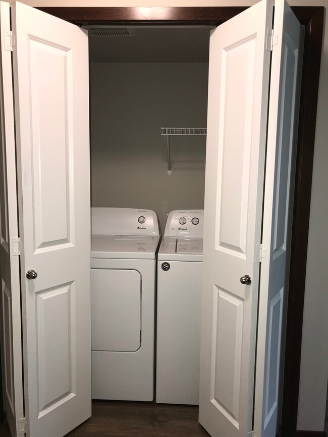 Photo - Cascade Village Apartments