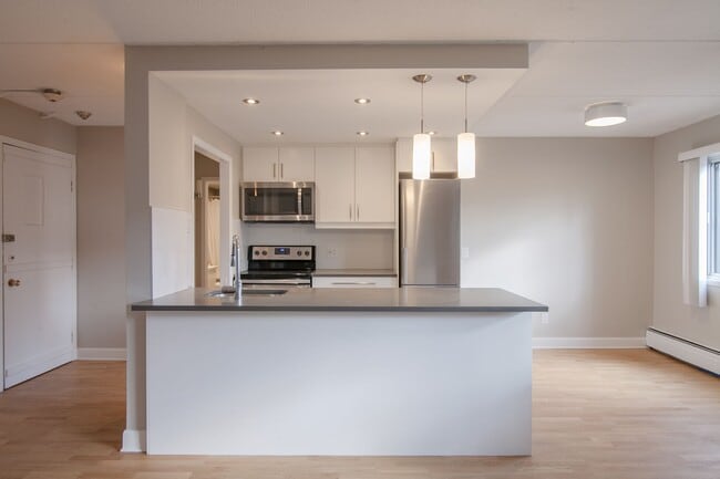 Photo - 705 Boulevard Churchill Unit 205