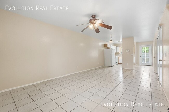 455 S Mesa Dr