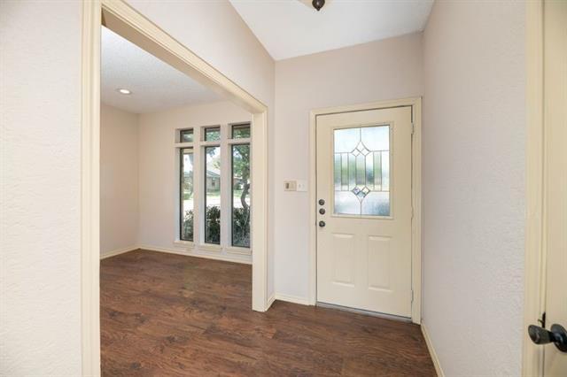 Photo - 922 Kingston Dr