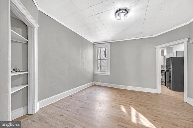 Photo - 25 Adella Ave