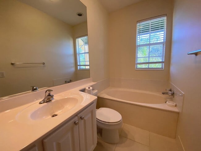 Photo - 7803 Bergamo Ave