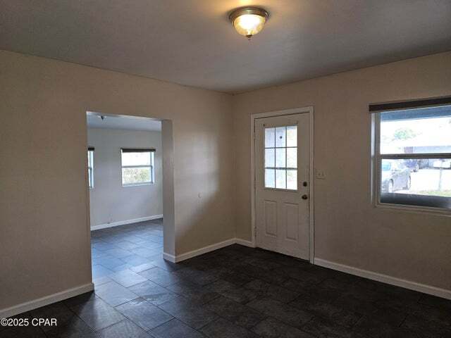 Photo - 705 Satsuma Ave