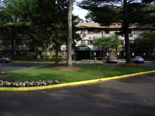 Photo - Park Woods Apartments