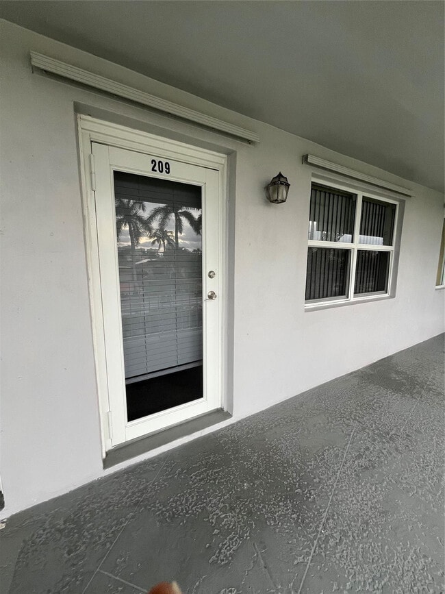 Photo - 630 Layne Blvd Unit 209