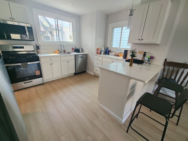 Photo - 325 Rustic Ave Unidad 1