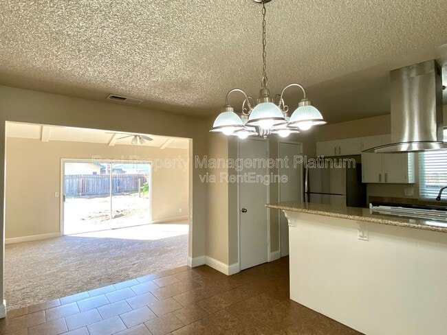 Photo - 20 W Gettysburg Ave